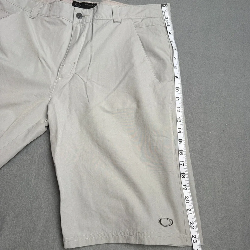 Oakley Mens Tan Khaki Flat Front Performance Golf Shorts Size 40W